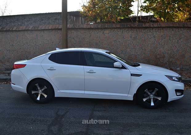 Kia Optima 2012 — լուսանկար 5