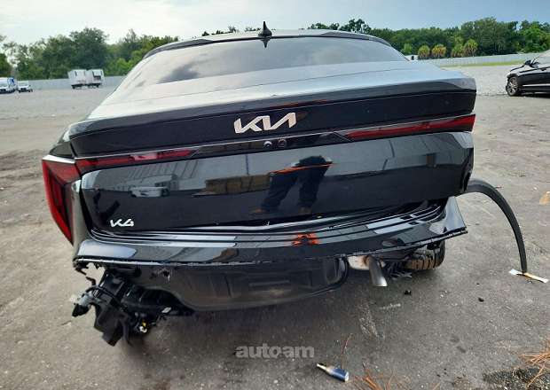 Kia K4