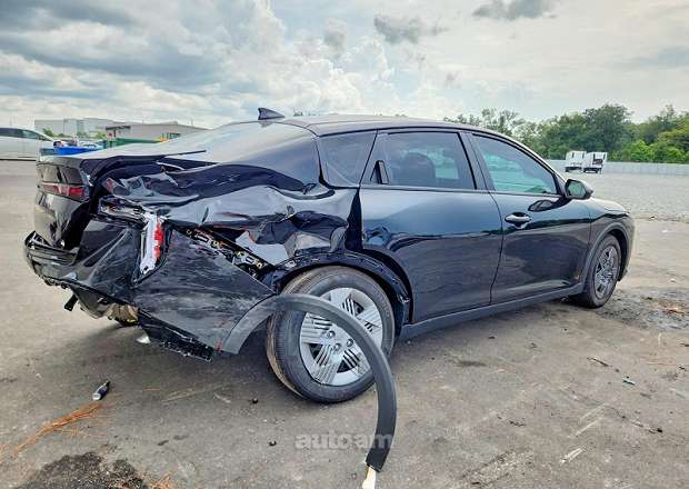 Kia K4