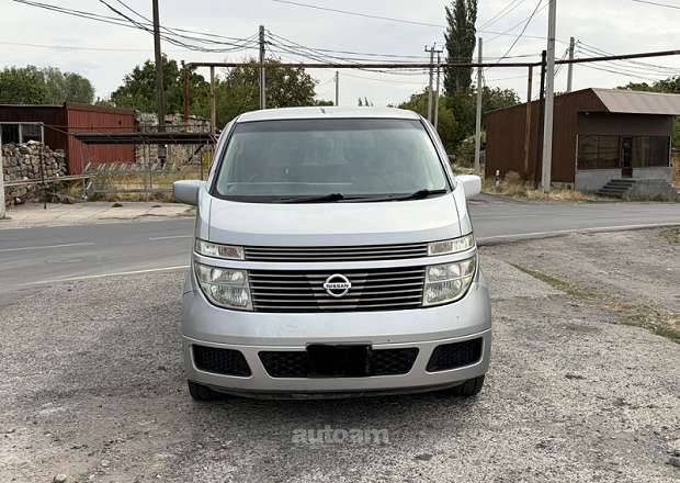 Nissan Elgrand 2004 — фото 2
