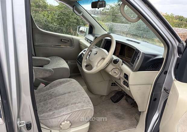 Nissan Elgrand 2004 — фото 11