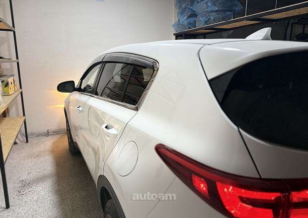 Kia Sportage 2018 — լուսանկար 7