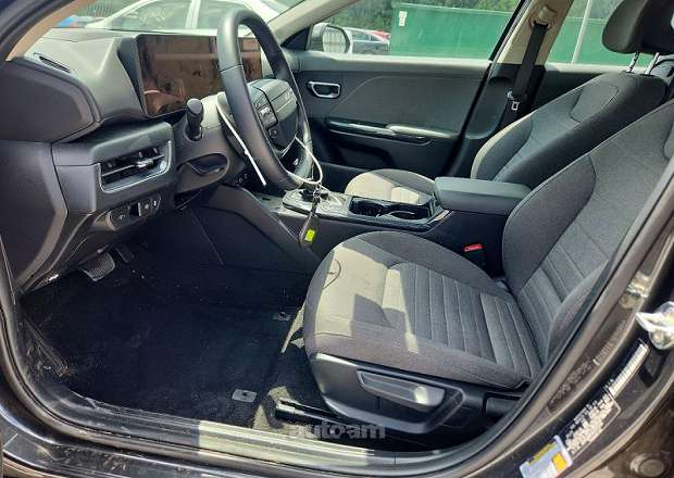Kia K4