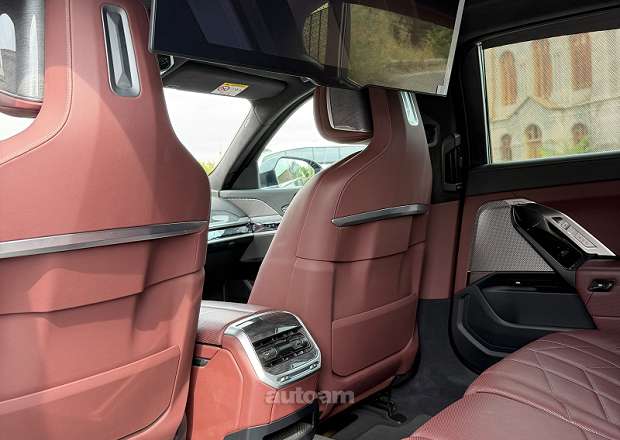 BMW 740 2023 — լուսանկար 6