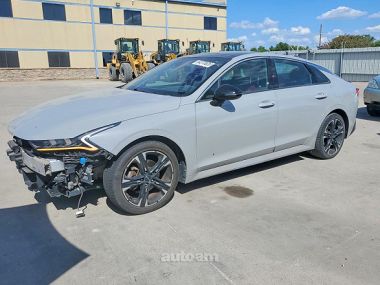 Kia K5  2021 