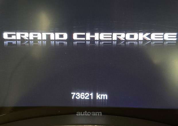 Jeep Grand Cherokee 2019 — լուսանկար 8