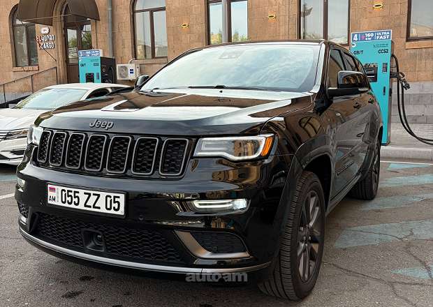 Jeep Grand Cherokee 2019 — լուսանկար 9