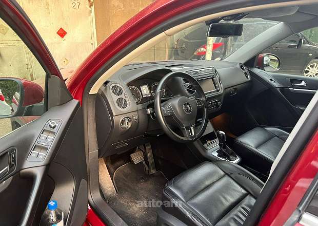 Volkswagen Tiguan 2012 — լուսանկար 14