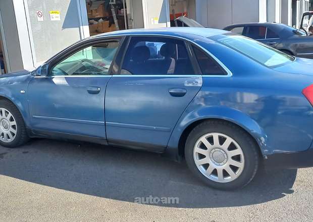 Audi A4 2002 — լուսանկար 2
