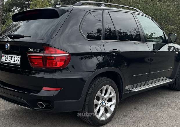 BMW X5 2010 — լուսանկար 3