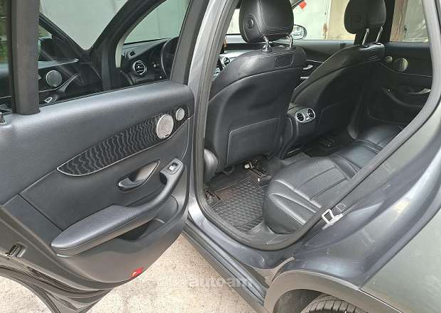Mercedes-Benz GLC 300 2018 — լուսանկար 11