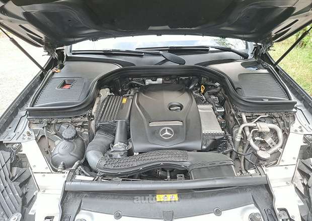 Mercedes-Benz GLC 300 2018 — լուսանկար 14