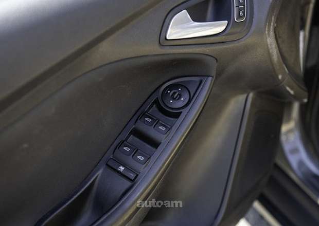 Ford Focus 2012 — фото 13