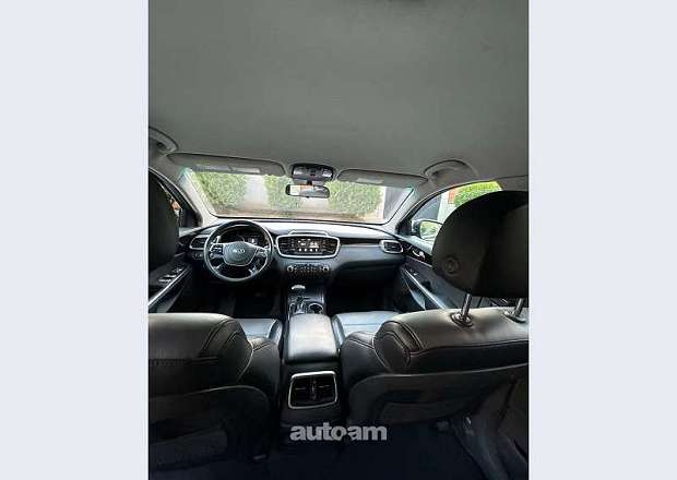 Kia Sorento 2019 — լուսանկար 2