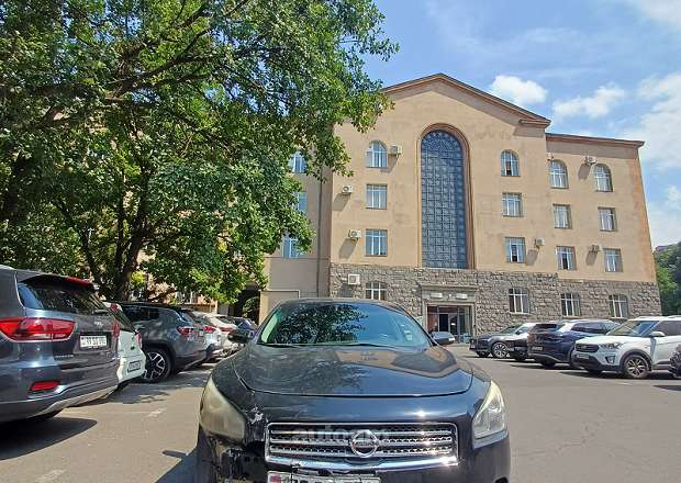 Nissan Maxima 2011 — լուսանկար 2