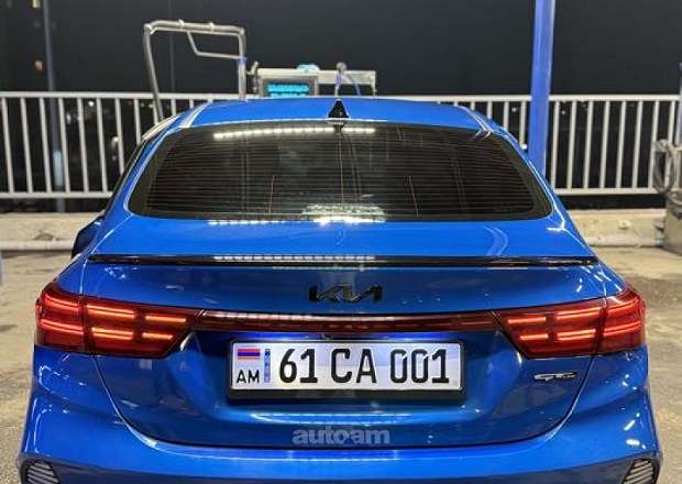 Kia Forte 2022 — photo 1