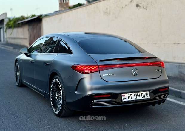 Mercedes-Benz EQS