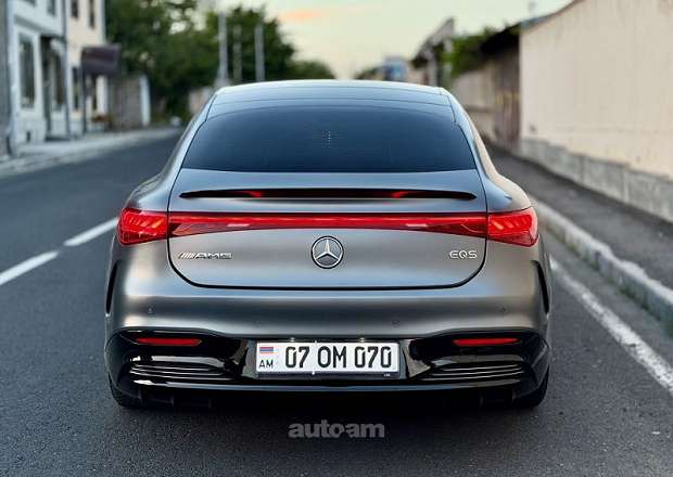 Mercedes-Benz EQS