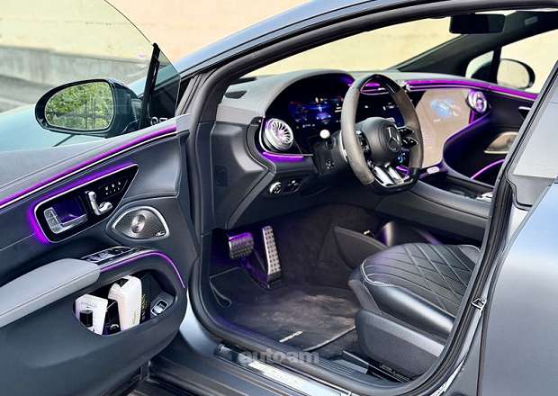 Mercedes-Benz EQS