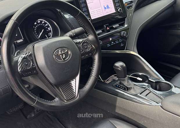 Toyota Camry 2021 — լուսանկար 8