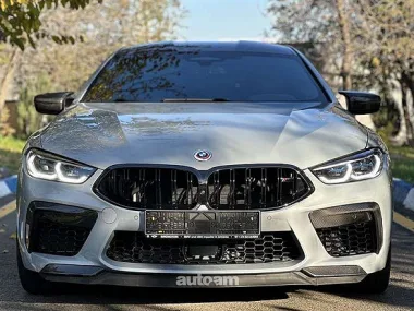 BMW M8, 2023