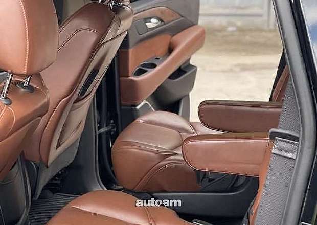 Cadillac Escalade 2018 — photo 10