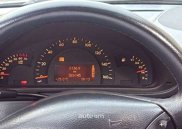 Mercedes-Benz 240 2001 — լուսանկար 7