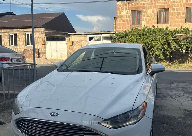Ford Fusion 2017 — լուսանկար 1