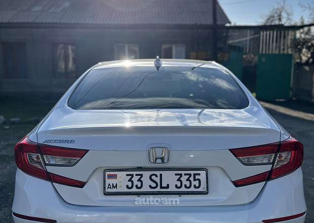 Honda Accord 2018 — фото 3