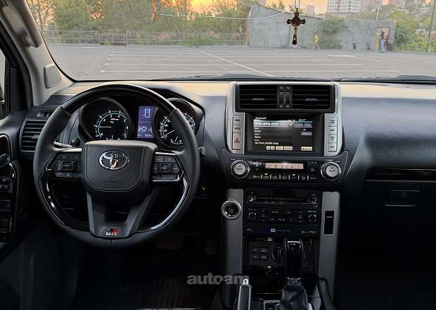 Toyota Land Cruiser Prado 2010 — լուսանկար 8