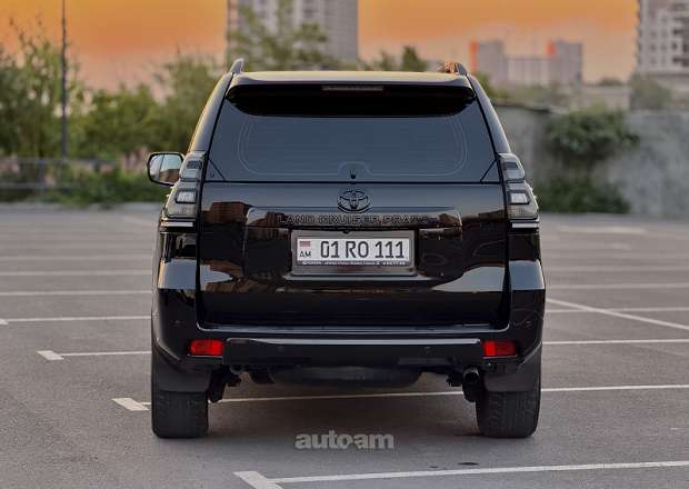 Toyota Land Cruiser Prado 2010 — լուսանկար 15