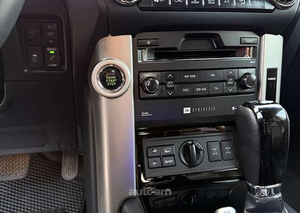 Toyota Land Cruiser Prado 2010 — լուսանկար 10