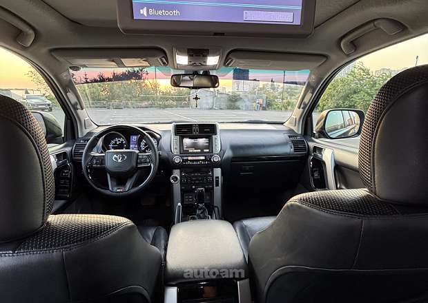 Toyota Land Cruiser Prado 2010 — լուսանկար 7