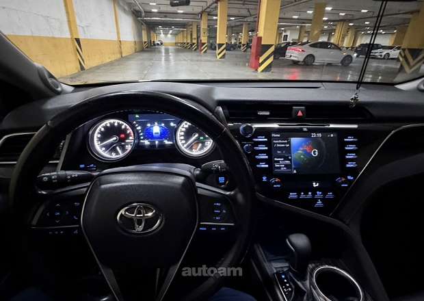 Toyota Camry 2018 — լուսանկար 4