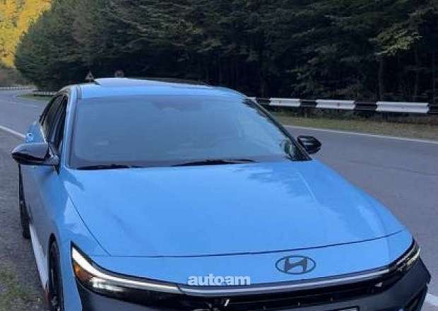 Hyundai Elantra 2025 — photo 2