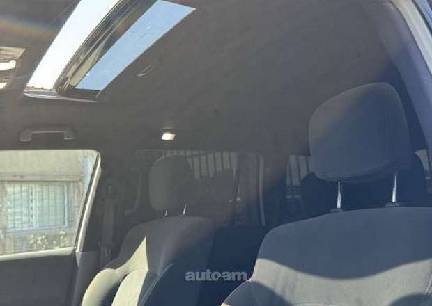 Nissan Patrol 2011 — լուսանկար 10