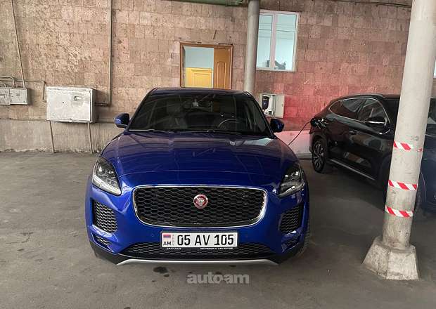 Jaguar E-Pace 2019 — photo 3