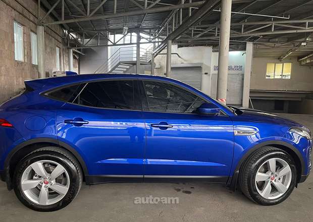 Jaguar E-Pace 2019 — photo 4