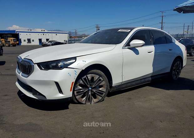 BMW i5