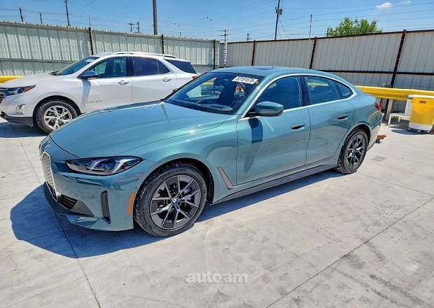BMW i4