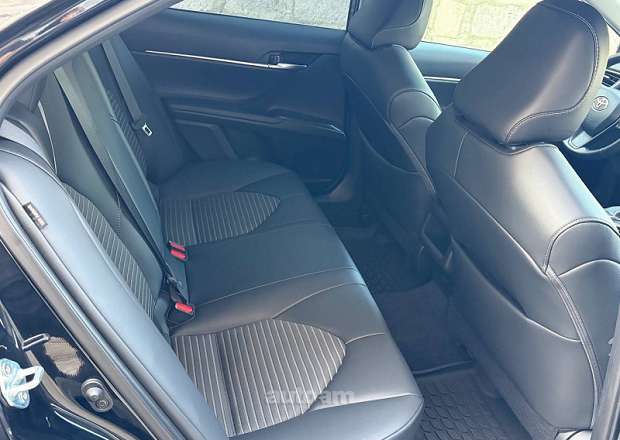 Toyota Camry 2023 — photo 12