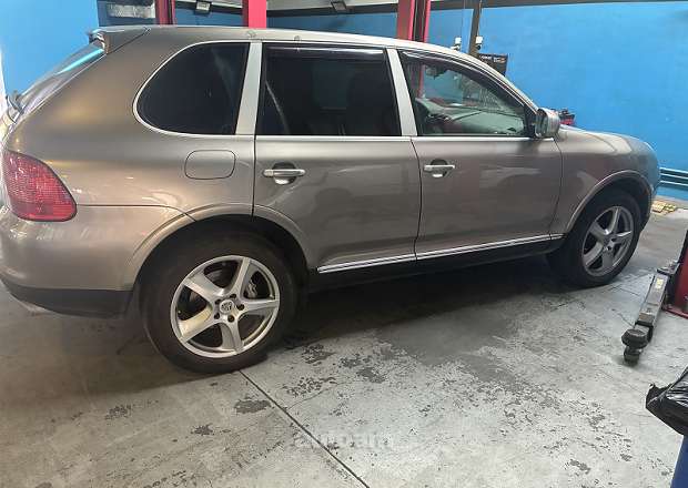 Porsche Cayenne 2005 — լուսանկար 3