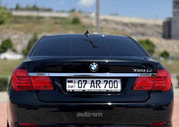 BMW 740 2010 — լուսանկար 3