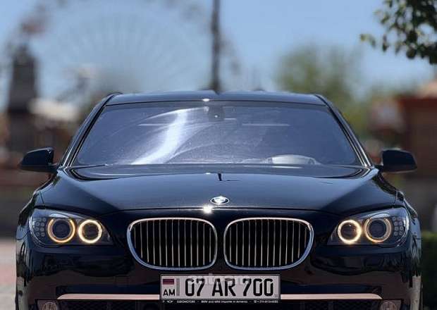 BMW 740 2010 — լուսանկար 2