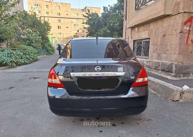 Nissan Tiida 2008 — լուսանկար 2