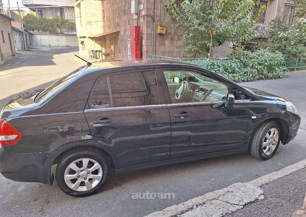 Nissan Tiida 2008 — լուսանկար 3