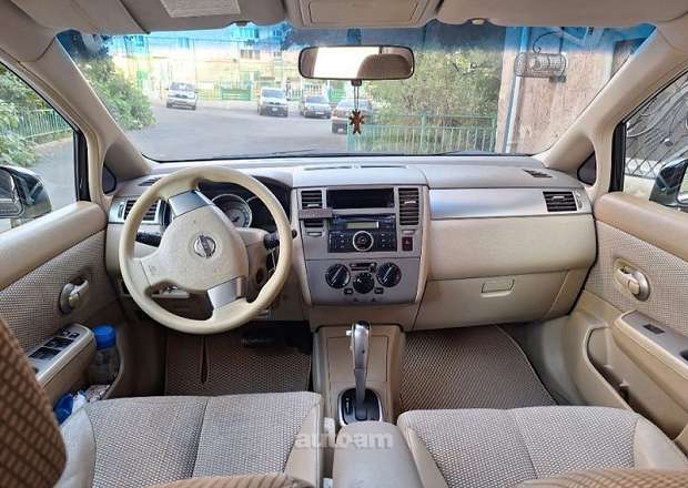 Nissan Tiida 2008 — լուսանկար 6