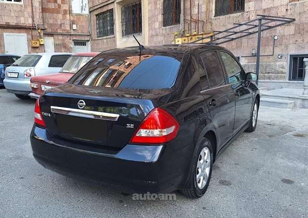 Nissan Tiida 2008 — լուսանկար 13