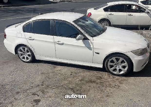 BMW 320 2009 — լուսանկար 4