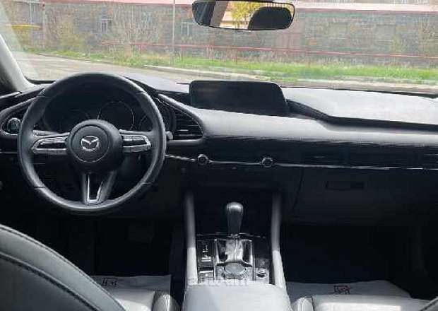Mazda 3 2019 — լուսանկար 7